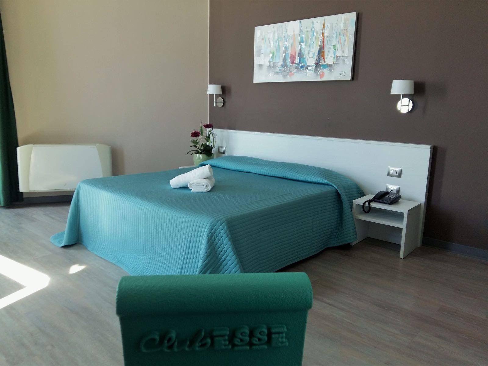 Club Esse Mediterraneo Montesilvano Marina Екстериор снимка