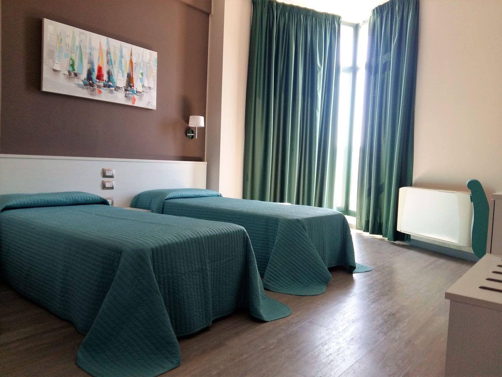 Club Esse Mediterraneo Montesilvano Marina Екстериор снимка
