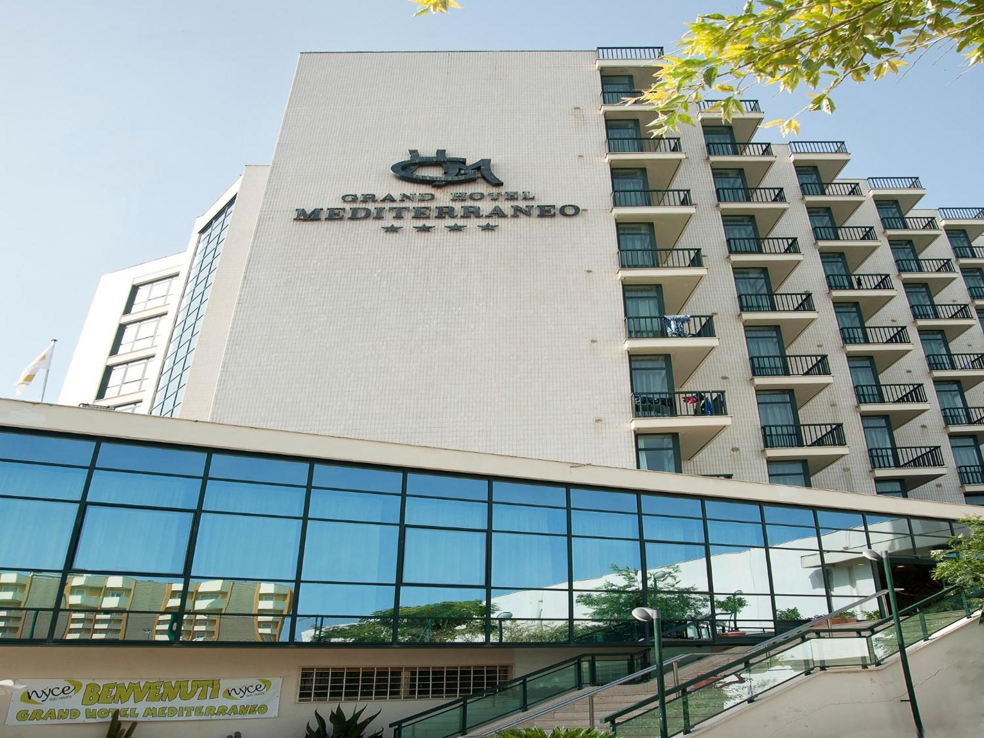 Club Esse Mediterraneo Montesilvano Marina Екстериор снимка