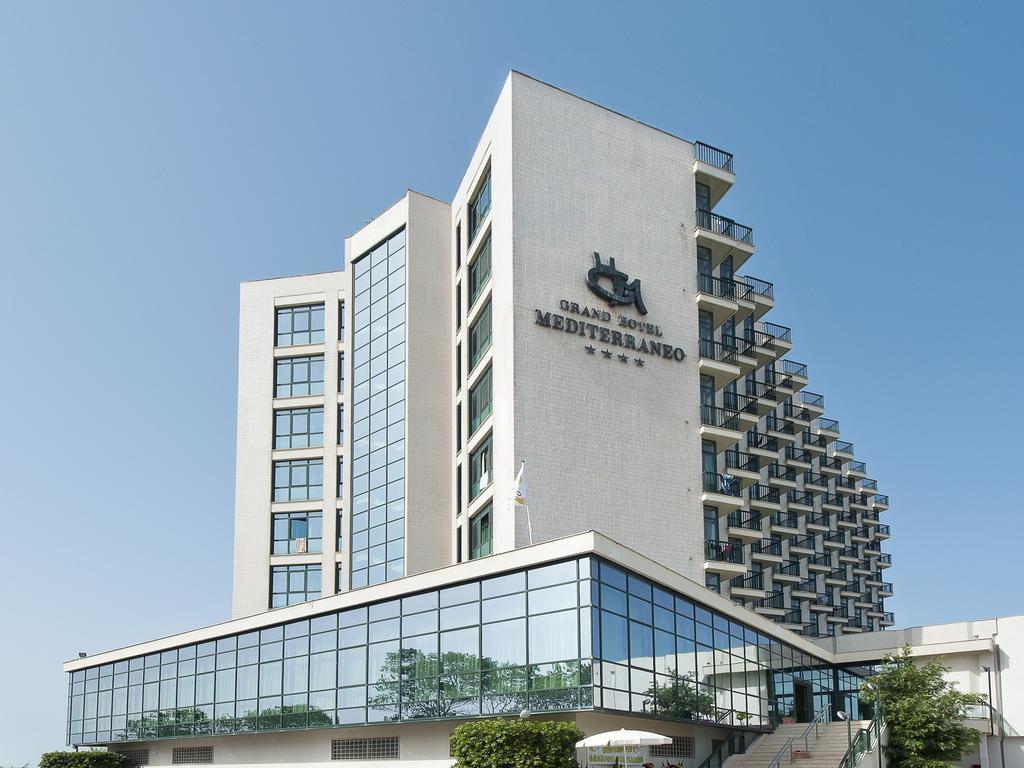 Club Esse Mediterraneo Montesilvano Marina Екстериор снимка
